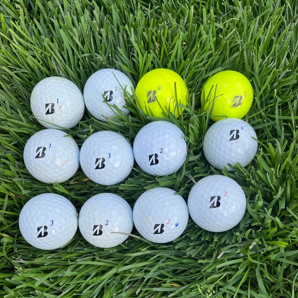 12 Bridgestone Tour BX, Tour BXS, and Tour BRXS Golf Balls